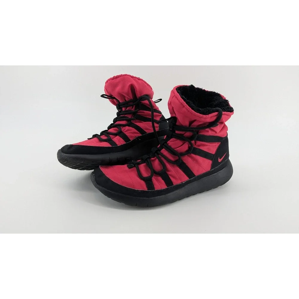 Nike Roshe One Hi GS Pink Black Winter Boots 807758-600 Kids 7Y Womens 8.5